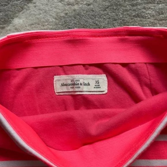 πHPπ NWOT A&F Stretch Mini Skirt - Picture 4 of 6